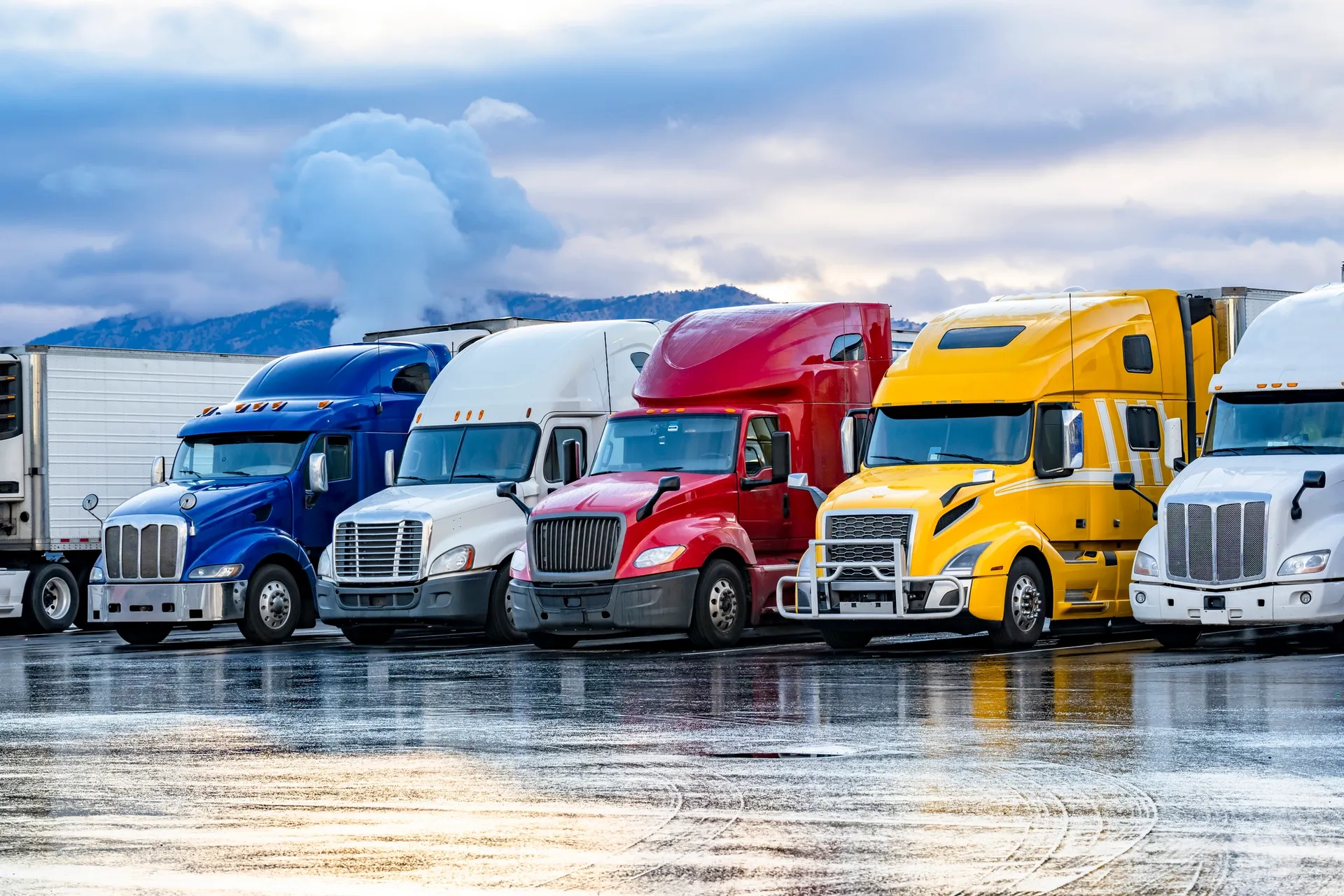 Trucking and commercial auto insurance for fleets and owner-operators - Pacific Atlantic Insurance